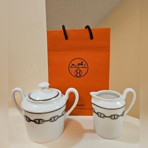 Hermes Sugar Bowl With Lid & Creamer In The Chain d'Ancre Pattern